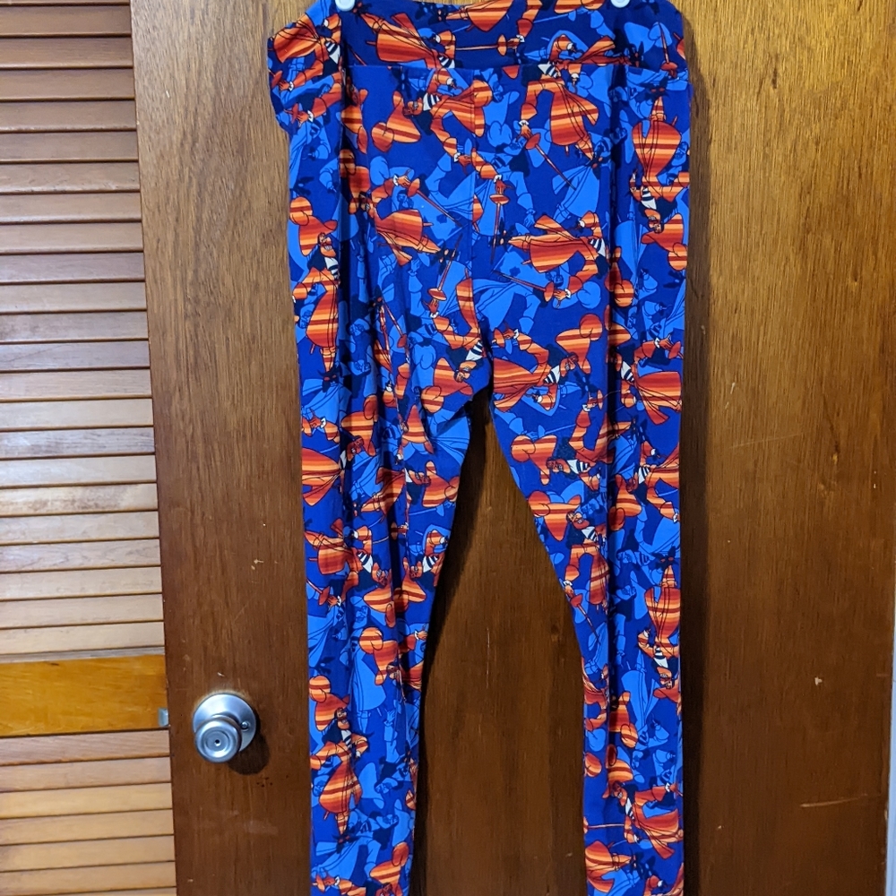 Captain Hook LuLaRoe TC2 Leggings